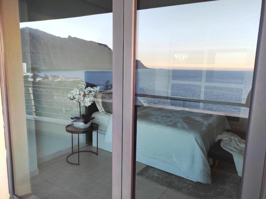 Luxury Los Gigantes Apartment Puerto de Santiago  Exteriör bild