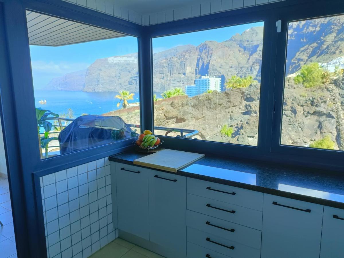 Luxury Los Gigantes Apartment Puerto de Santiago  Exteriör bild